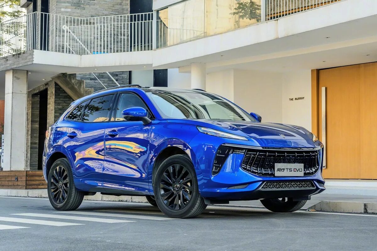 Forthing t5 evo. Dongfeng t5 evo. forting т5 evo. forthing автомобиль.