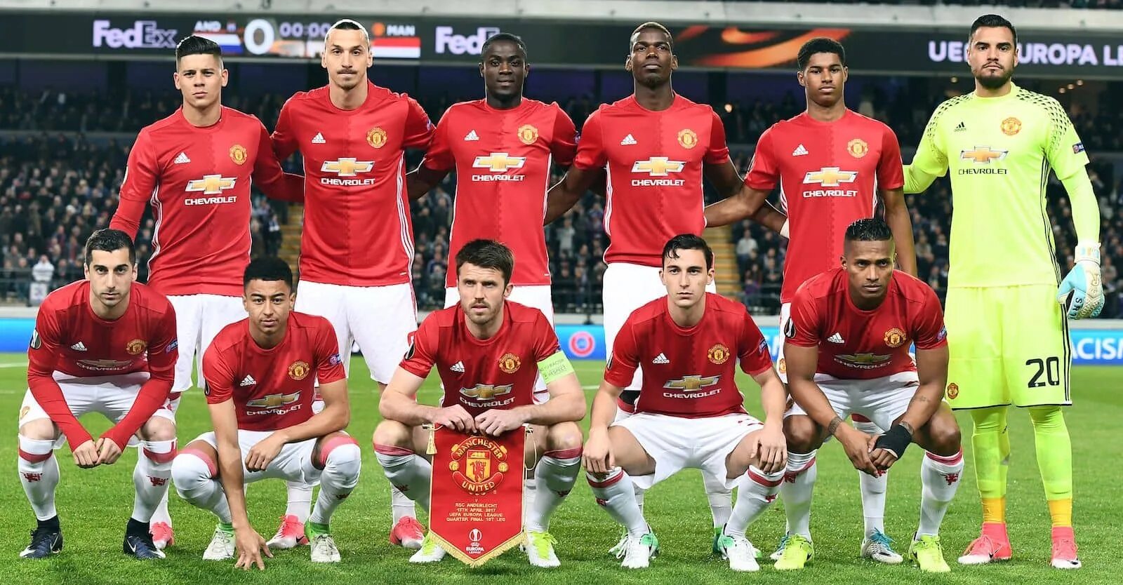 Манчестер юнайтед 2008-2009. United на русском. Фк манчестер юнайтед. Фото футбольного клуба манчестер юнайтед. United на русском.