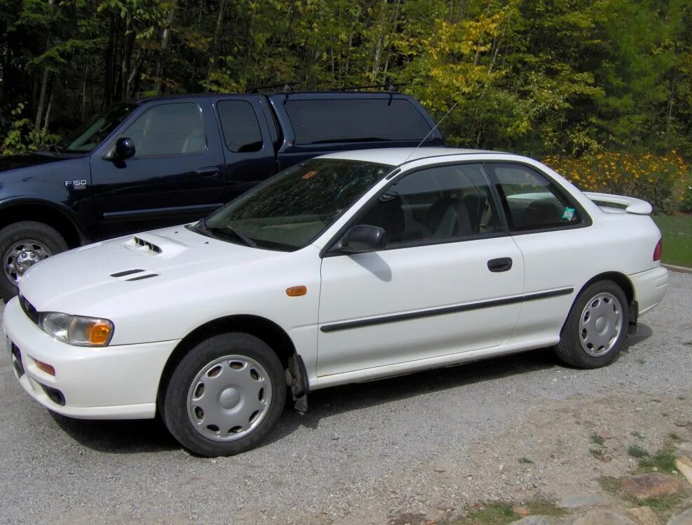 Subaru 1998. Subaru седан 1998. Субару Импреза 1998 универсал. Субару Импреза 1998 хэтчбек.