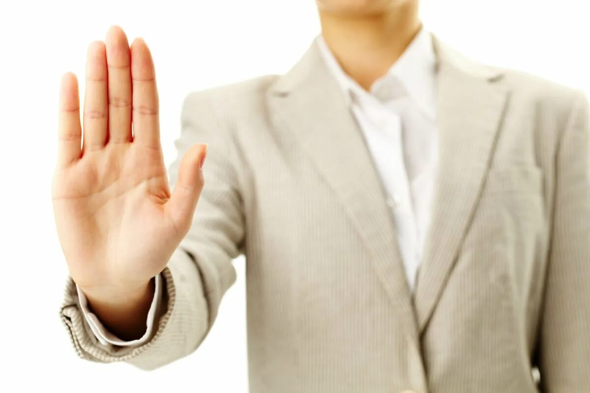 Человек с протянутыми руками. Указательный палец вверх. Жест отрицания. Жест по шее. Ок эмоция.