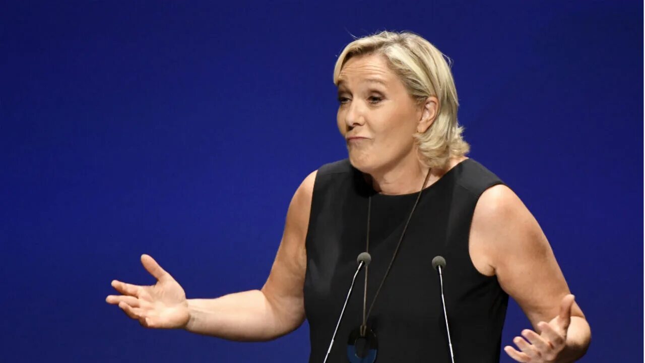 Présidentielle 2022 : en coulisses, la Macronie salue la campagne de Marine Le P