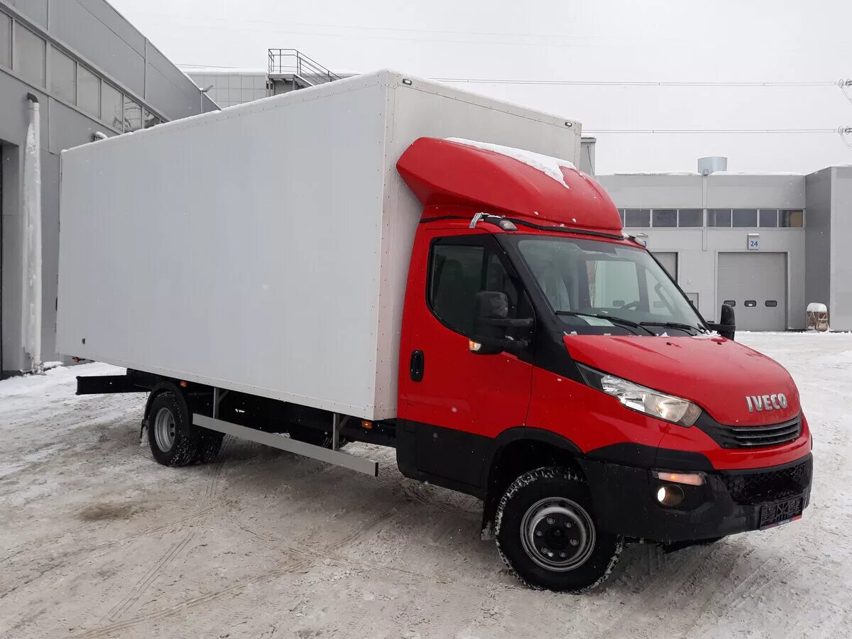 Ивеко промтоварный фургон. Новый Ивеко Дейли 2021. Iveco Daily промтоварный фургон. Ивеко фургон новый.