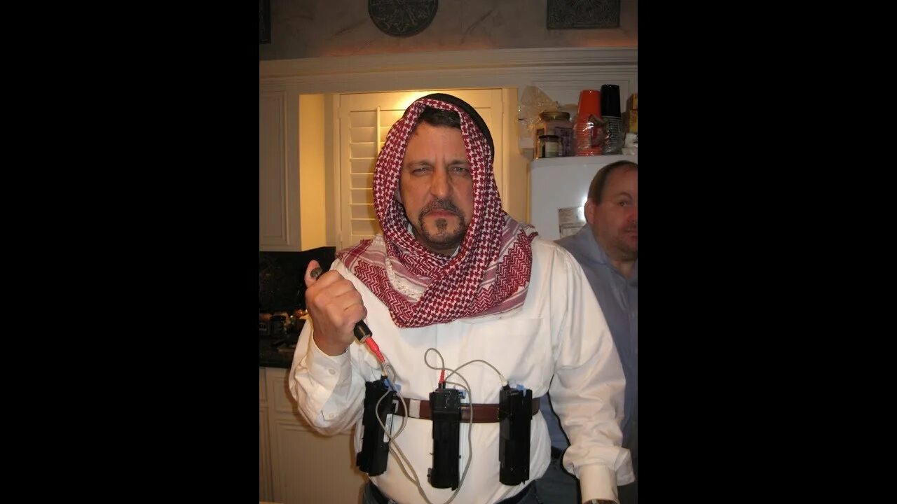 Джихад ануфра. Шахид что это. Шахид что это. Шахид террорист смертник пояс шахида. Шахид что это.