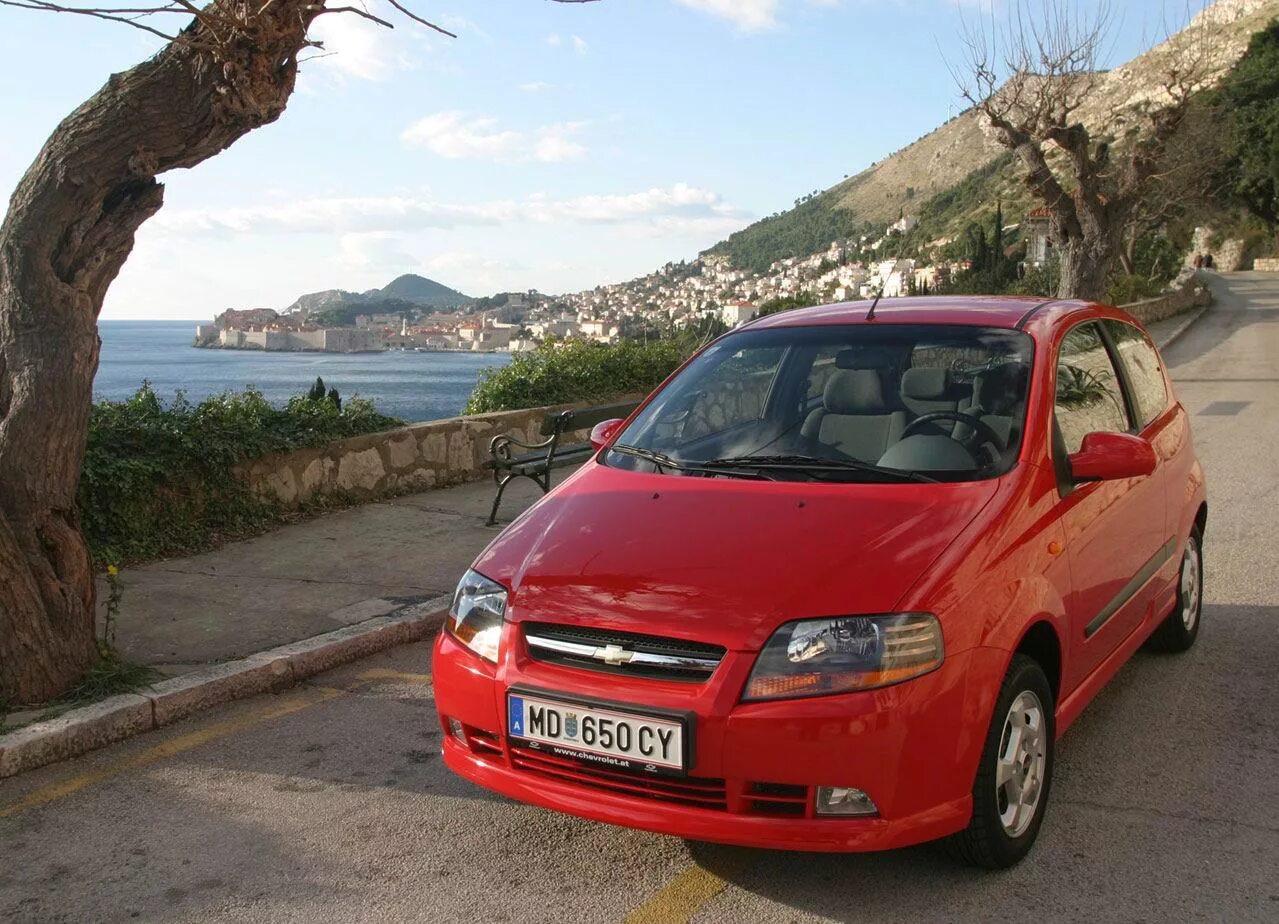 Шевроле авео т200 хэтчбек. Chevrolet Aveo (t200). Chevrolet Aveo t200 хэтчбек. Chevrolet Aveo 2003. Chevrolet Aveo хэтчбек 2003.