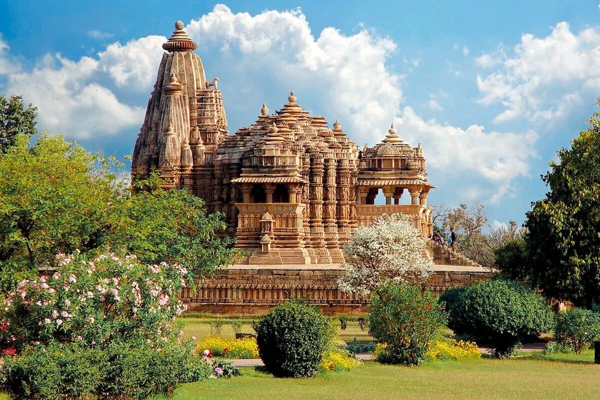 Индия фото. Северный Гоа древние храмы. Индийский храм Канди. Юг Индии. Jataga Temple Индия.