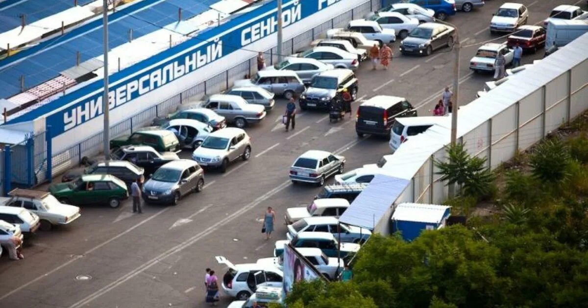 Крытые парковки. Парковка на сенном. Паркинг галерея. Паркинги санкт-петербурга. Парковка на сенном.