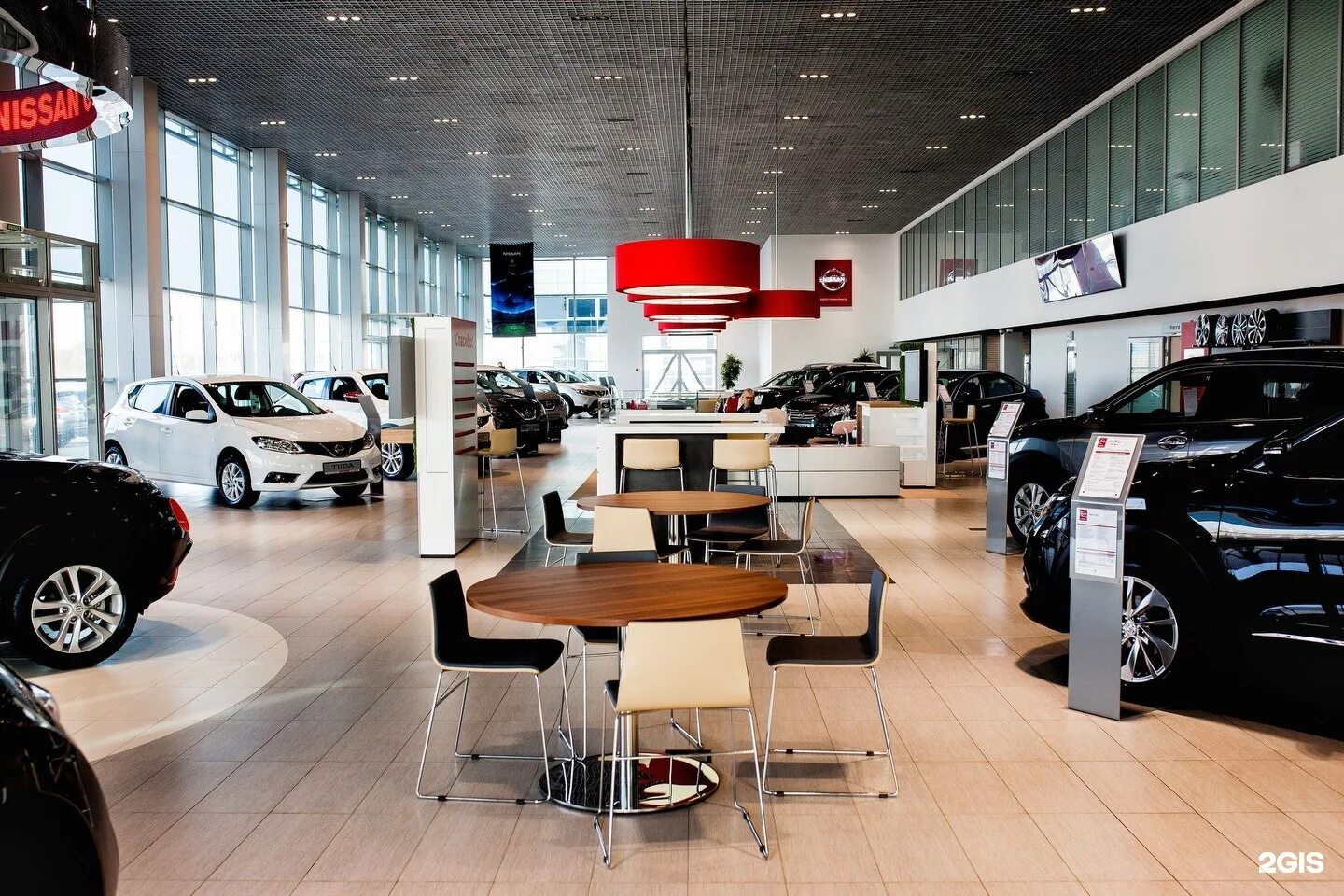 Мазда оренбург автосалон оренбург. Трактора автоцентр оренбург. Автосалон на монтажников в оренбурге лада. Дилерский центр рено. Загородное шоссе 3/1 оренбург автосалон.