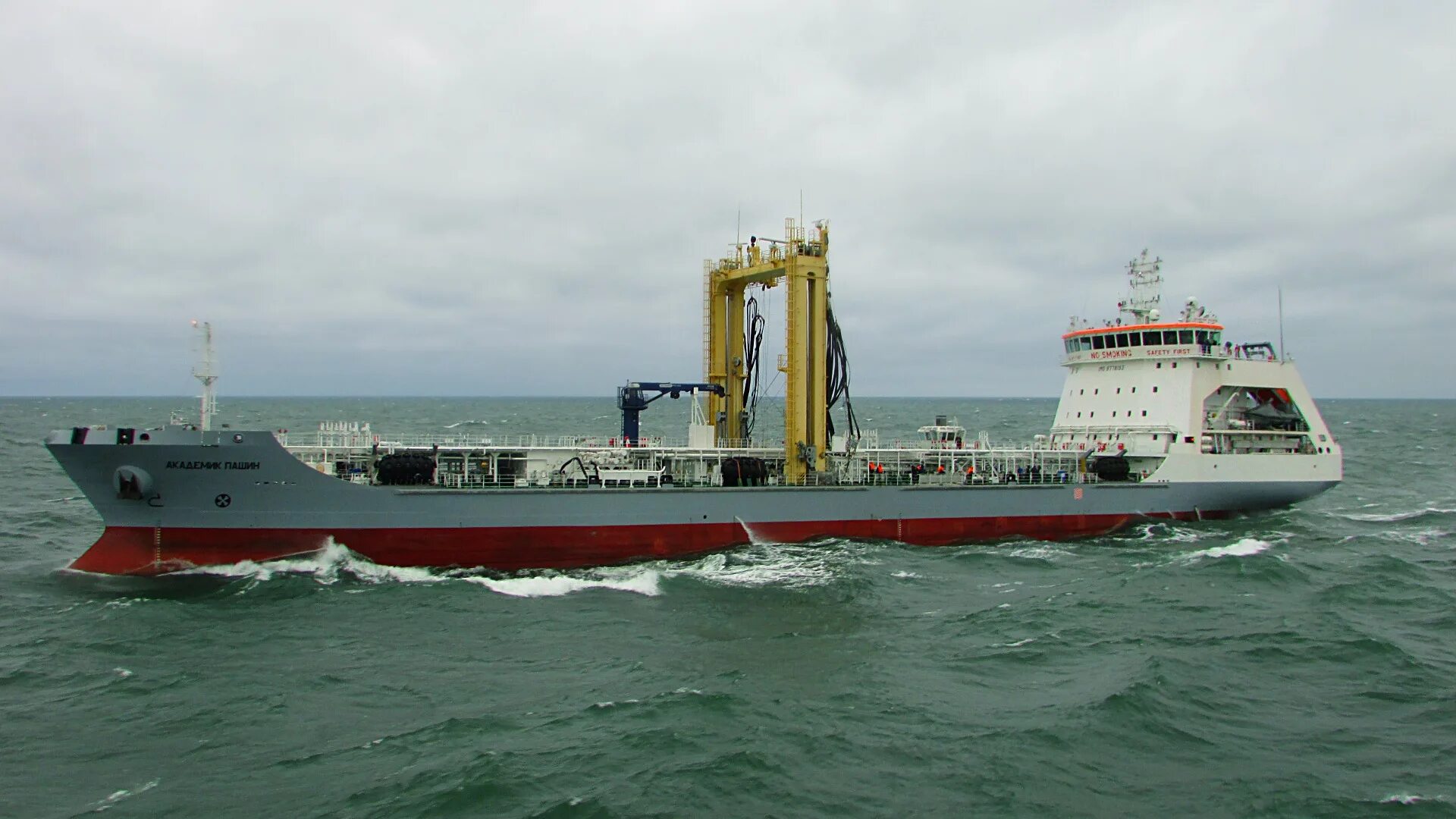 Проект 23130 танкер. Средний морской танкер «академик пашин». Средний морской танкер «академик пашин». 23130 "академик пашин". 23130 танкер.
