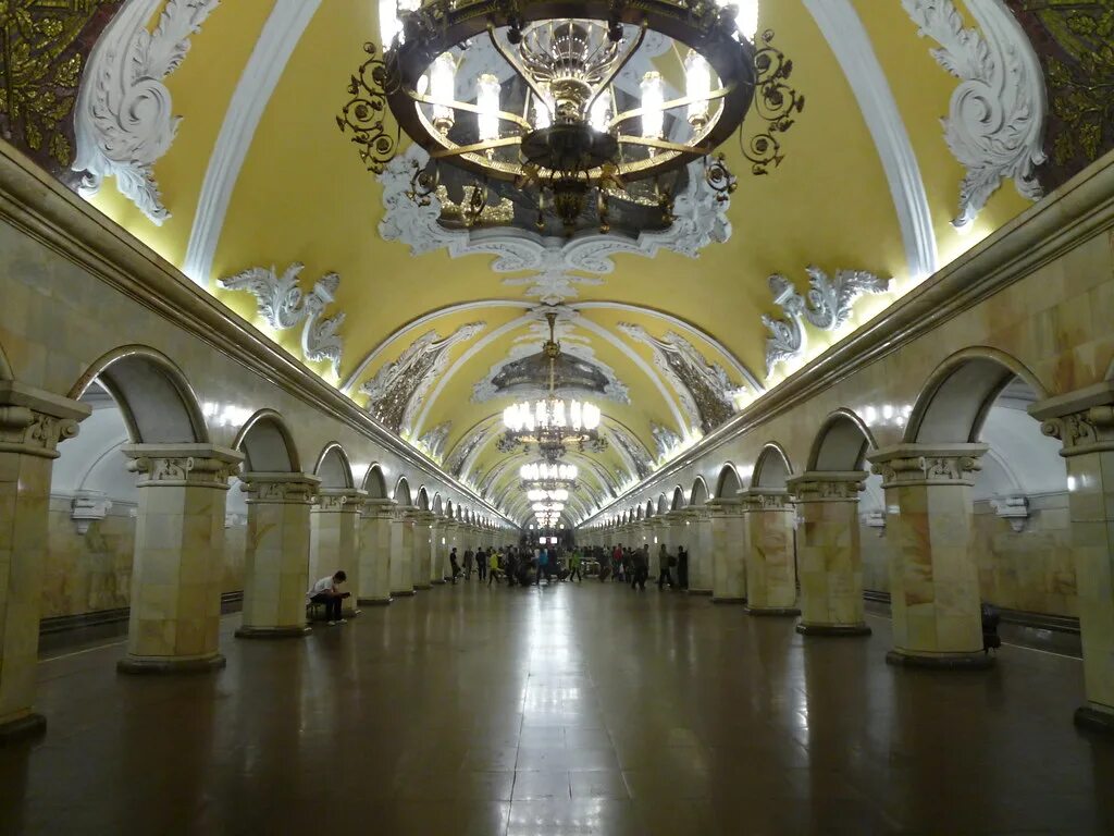 Москва комсомольская кольцевая. Белорусская (станция метро, кольцевая линия). Московский метрополитен станция комсомольская. Станция метро комсомольская кольцевая. Московское метро станция комсомольская.