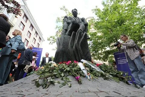 Открытие памятника поэту