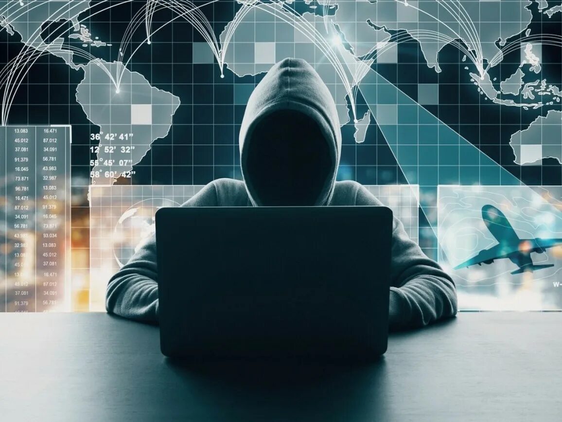 Преступления в сфере компьютерной информации. Киберпреступность в интернете. Кибер мошенничество. Буклет мошенничество в сети интернет. Киберпреступность.