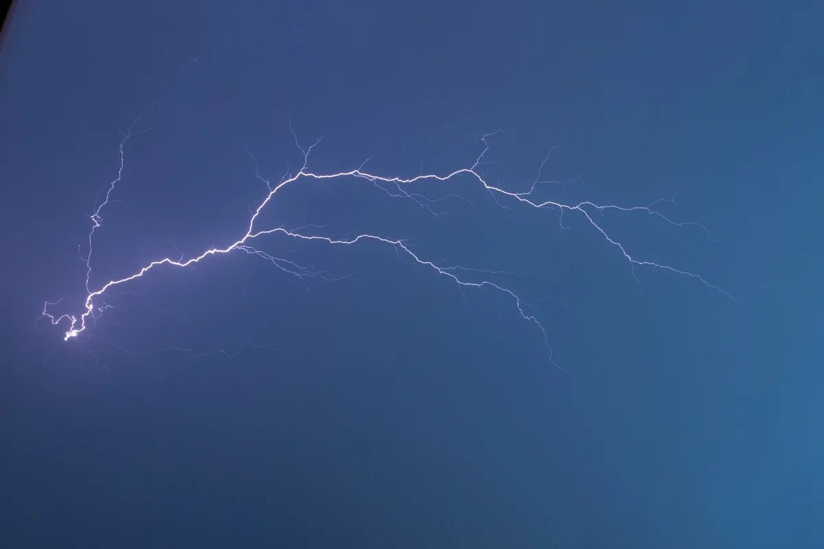 Lightning lines