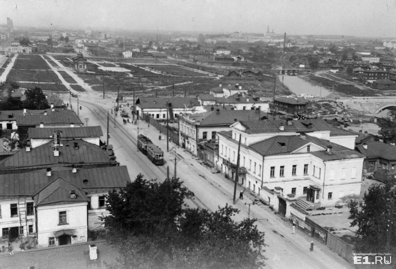 Какие города были в 1930 году. Екатеринбург 1723 Свердловск. Екатеринбург улица Куйбышева 1960-. Город Свердловск Екатеринбург 19 век. Свердловск Московская улица 1930.