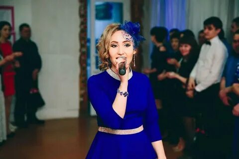 Ведущая вечера