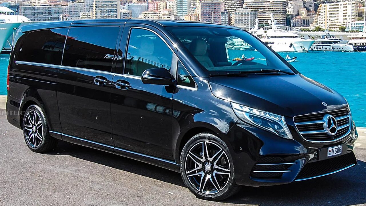 Трансфер минск. Мерседес v-класс такси. mercedes v class такси. трансфер из аэропорта минск.