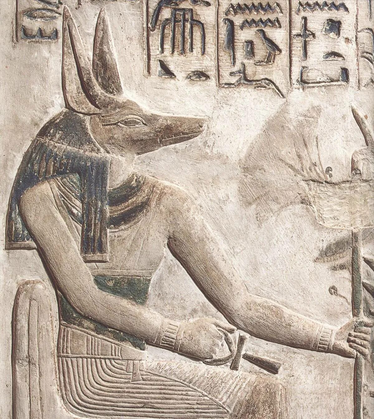 Египет люди боги. Анубис изображения древнего Египта. Древние Египт Бог анубиусе. Бог анубиас древний Египет.