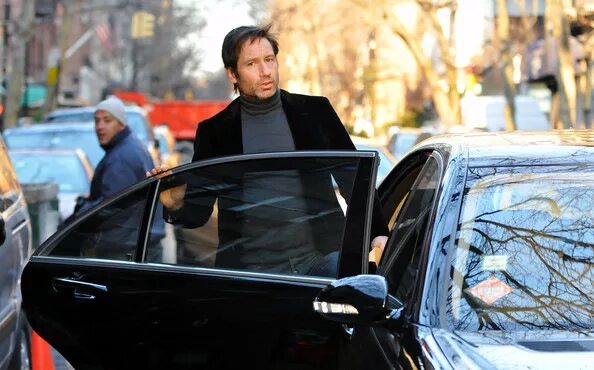 David machine. David duchovny cars. дэвид машина. дэвид духовны в куртке.