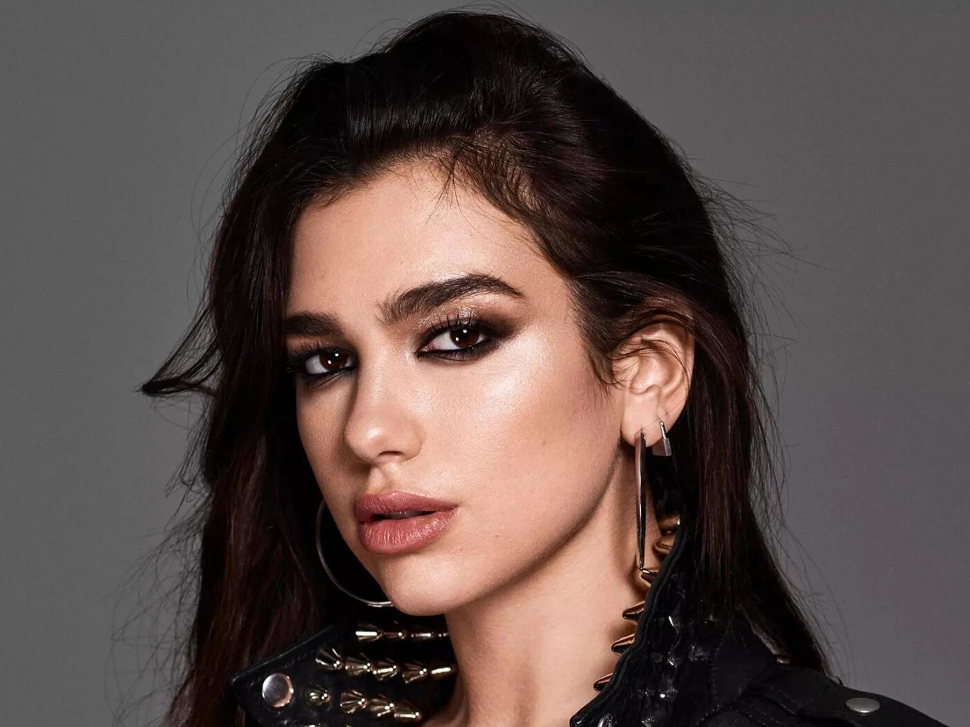 Dua Lipa. Dua Lipa gq. Dua Lipa Пирсинги. Дуа лупа. Dua lipa radical optimism