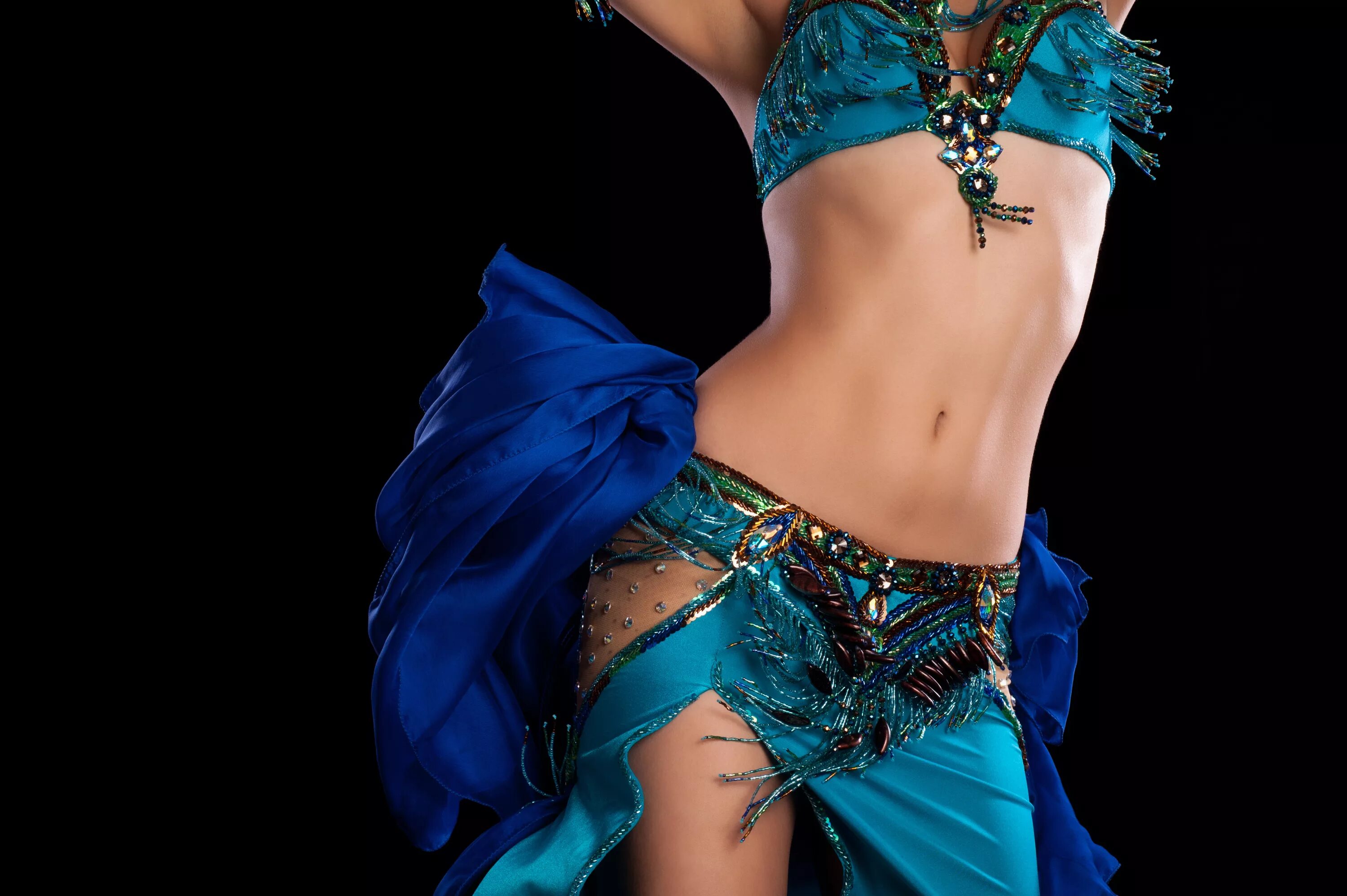 Танец живота belly Dance. Сэди Марквардт беллиданс. Восточные танцы скарабей, Псков. Белли дэнс танец. Школа танца живота