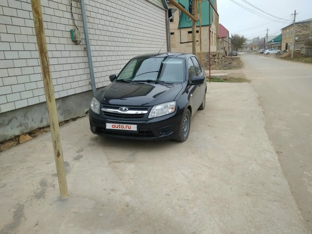 Мерседес за 5 миллионов рублей. Избербаш москва легковой машина. Авито авто избербаш. Авито автомобили. Белый 233 ваз.