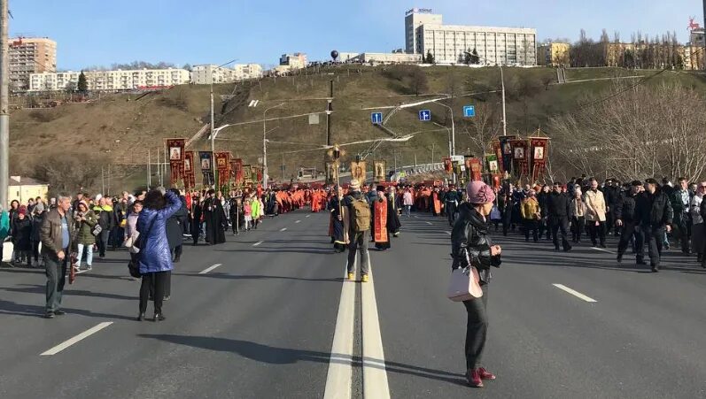 Пасха богослужение. Нижние ходы. Петропавловская крепость подземный ход. Пазухи носовой полости анатомия. Нижние ходы.