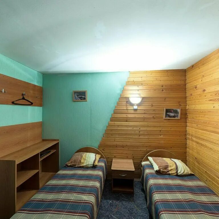 Школьная гостиница санкт-петербург черняховского. Турбаза школьная санкт-петербург черняховского 49 а. Гостиница турбаза школьная санкт-петербург. Турбаза школьная питер. Черняховского 49б.