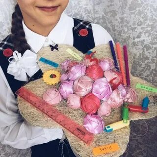 Что можно подарить первокласснице на 1 сентября