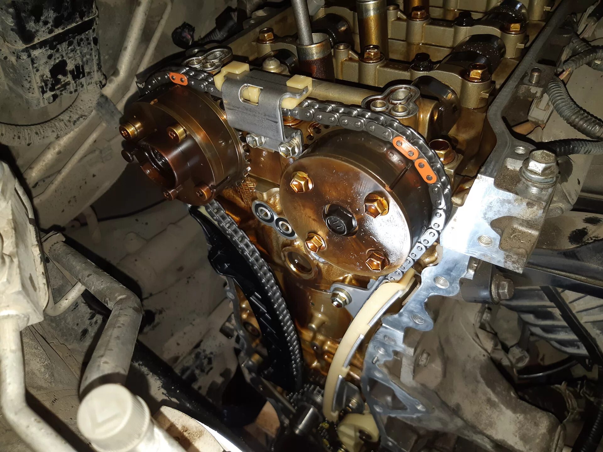 Цепи грм 1zr fe. Грм тойота королла 1.6. грм тойота королла 150. грм тойота королла 1.6 124 л с. 1zr-fe метки цепи грм.