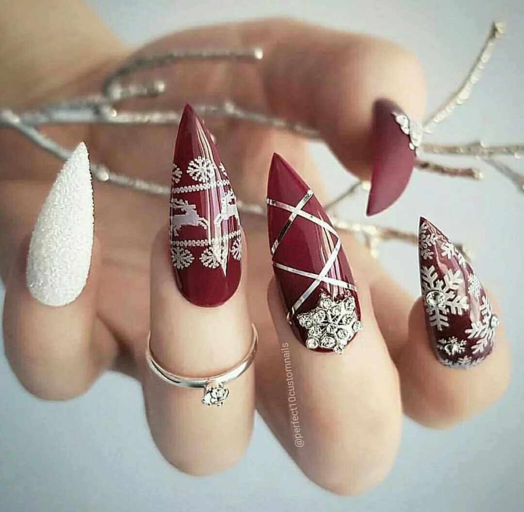 Классный маникюр на новый год. Новогодние ногти 2022. Идеи новогодних ногтей 2023. Новогодние ногти 2022. Идеи новогодних ногтей 2023.