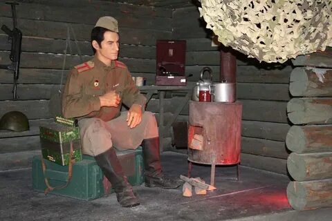 Инсценировка в землянке