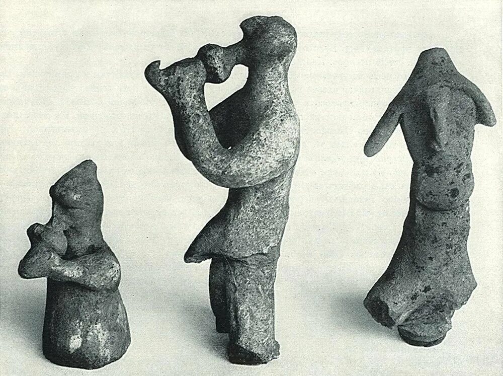 В каком веке были игрушки. Древние игрушки. Древние игрушки для детей. Самые древние игрушки. Древние глиняные игрушки.