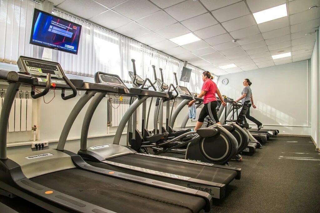 тренажерный зал максимус казань. тренажерный зал максимус минская. максимус спортзал сходненская. тренажерный зал тверь максимус. спортзал максимус виалаки симферополь.