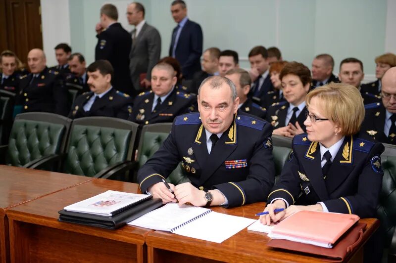 Пыжевская яна сергеевна прокуратура. Следователь умвд. Следователь омвд. Следователь внутренних дел. Форма следователя мвд.