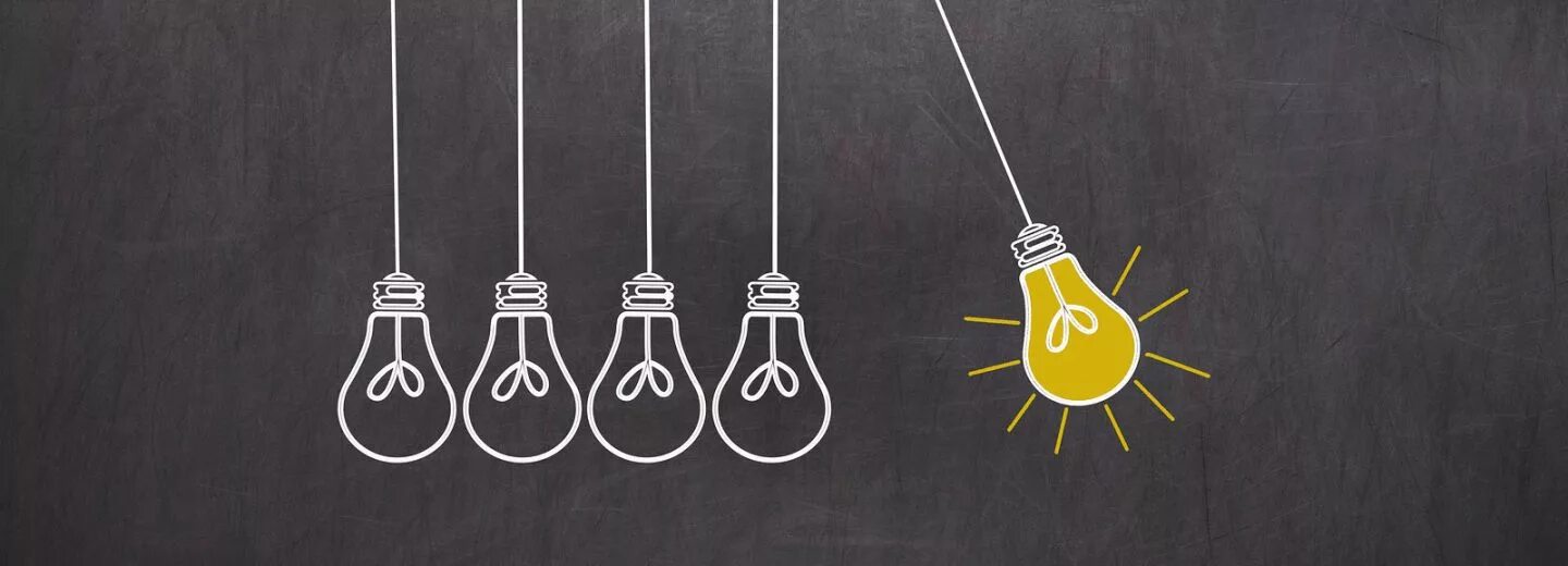 Бизнес плакат. Идея надпись. Человек с лампочкой над головой. Задумчивый ученый. Идея на белом фоне.