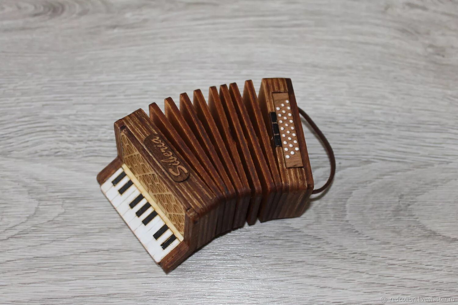 Мини гармонь. Маленькая гармошка. Маленькая гармошка. Маленькая гармошка. Миди мини гармошка.