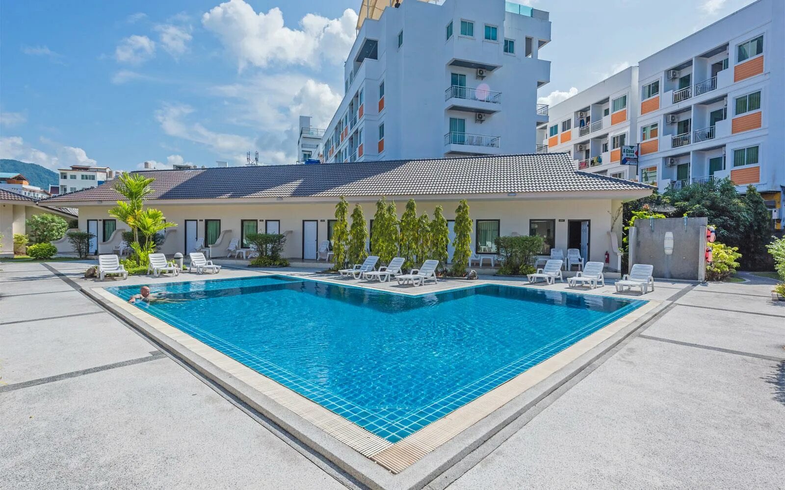 Natural resort отзывы. The natural resort 3 phuket. Натурал резорт 3 отель пхукет. Натурал резорт 3 отель пхукет. The natural resort 3 пхукет патонг таиланд.