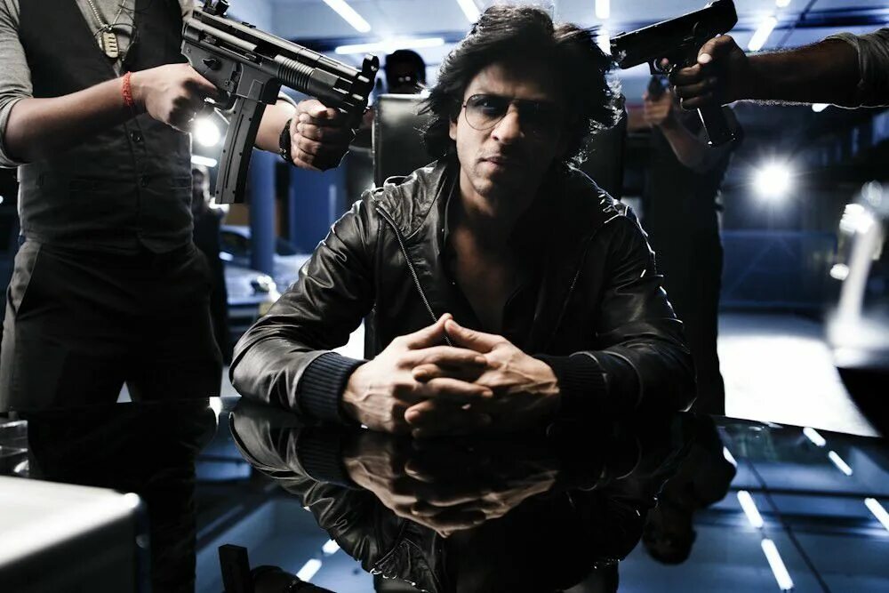 Шахрукх Кхан Дон главарь мафии 2. Shahrukh Khan don2. Шахрукх Кхан Дон 3. Дон 3 читать