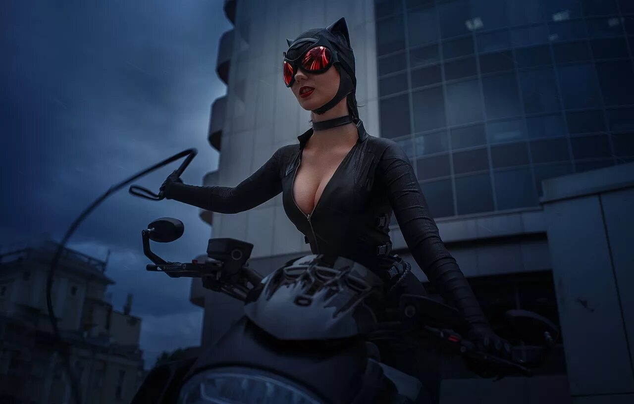 Селина Кайл Бэтмен Аркхем Сити. Селина Кайл Batman Arkham Knight. Селина Кайл Аркхем.