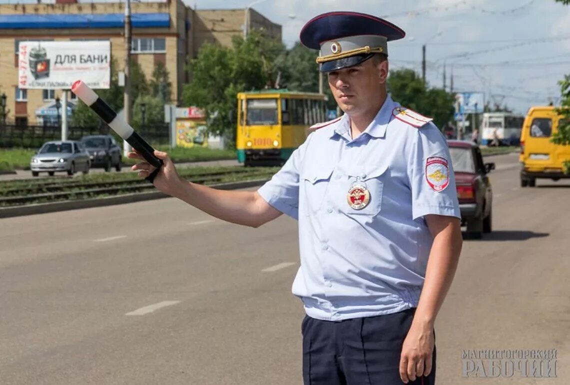 Новая форма ДПС. Летняя форма ДПС. Летняя форма ГИБДД. Форма сотрудника ГИБДД.