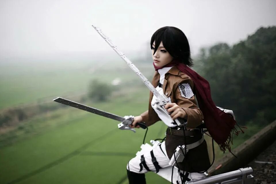 Mikasa cosplay. Микаса Аккерман Cosplay.