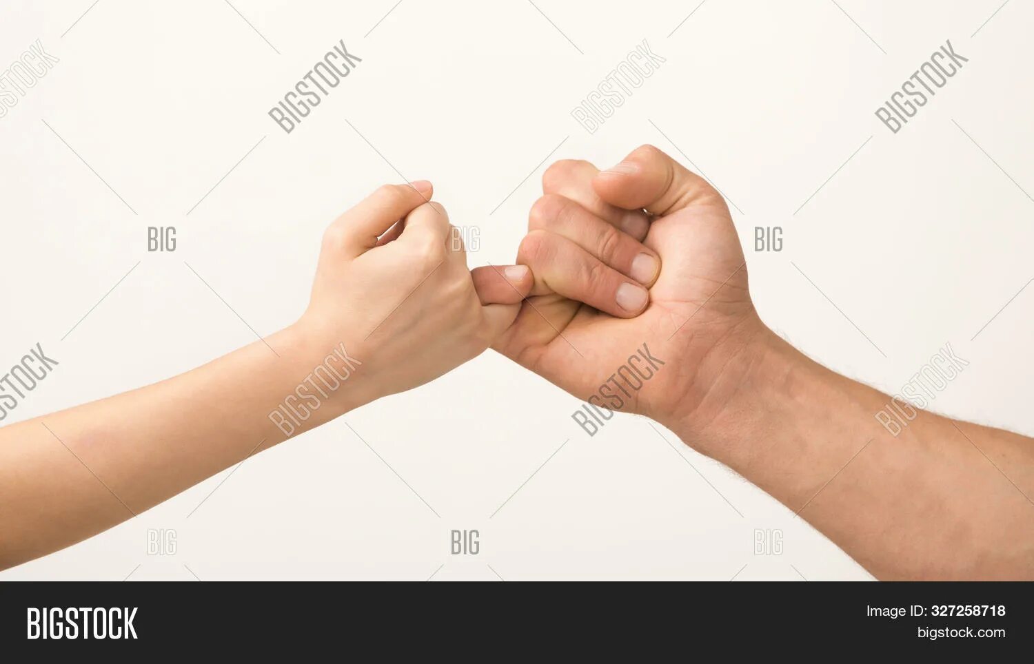 Деди дайдико. Hold at least. Что такое домашняя группа на компьютере. Hold at least. Держит на мизинце.
