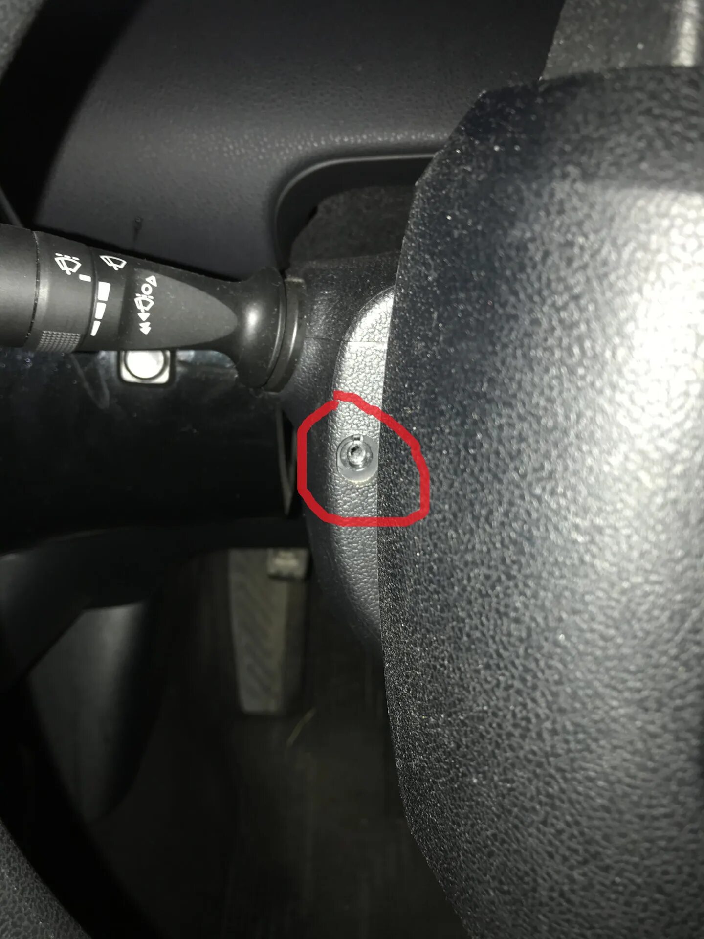 Установка руля и подрулевого переключателя - Toyota Prius (50), 1,8 л, 2016 года