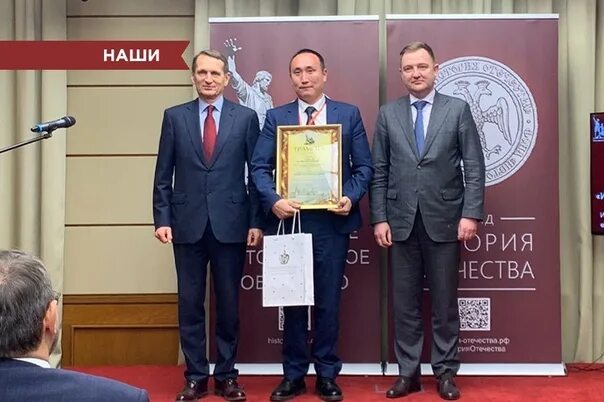 Похвастаться членом парня перед мачехой - дело нужное