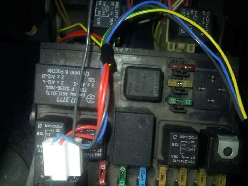 Колодка света ваз 2114. Реле противотуманных фар ваз 2112. Почему не работают противотуманные фары. Реле птф toyota fielder. Почему не работают противотуманные фары.
