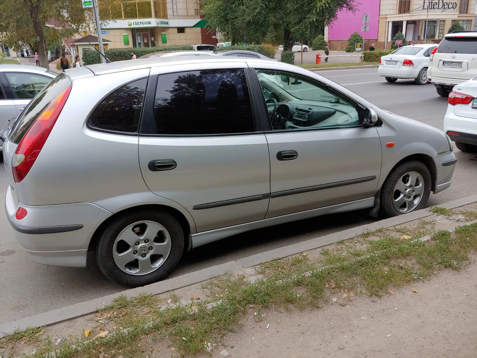Ниссан альмера тино 2. Ниссан альмера тино дизель. Nissan almera tino 2. Nissan almera tino 2000 2. Ниссан альмера тино 2.