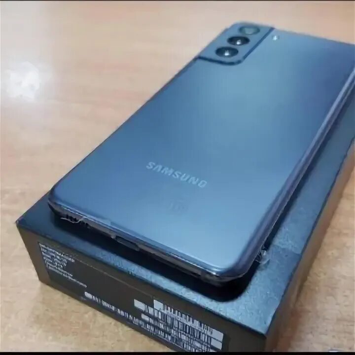 Samsung galaxy s10 серый. S21 серый фантом. самсунг с 21 серый. Samsung galaxy s20 8/128gb. самсунг галакси s21 серый фантом.