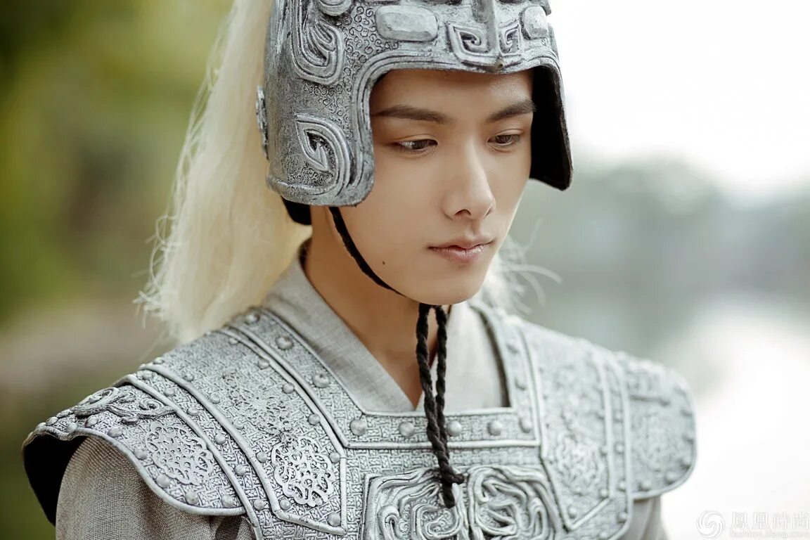 Нелегко быть дочерью ледяного императора 23. Нелегко быть королем дорама. Нелегко быть императором. Не легко быть королем дорама. Нелегко быть императором дорама.