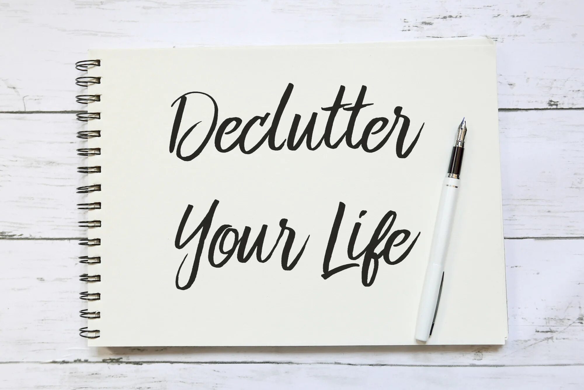 Your life your rules. Declutter. Declutter pictures. Declutter your Mind. Pen Top view.