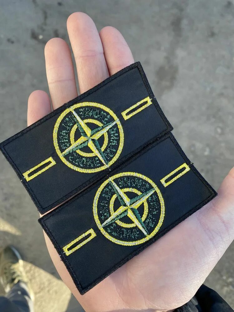 Купить патч stone. Stone Island патч. Патч Stone Island оригинал. Стоун Айленд нашивка. Размер патча Stone Island.