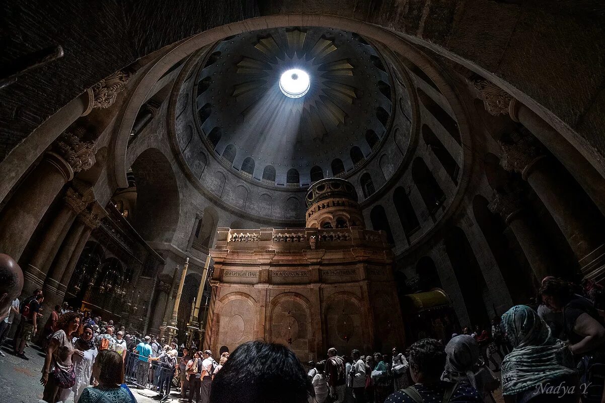 храм господень видео. иерусалим храм гроба господня схождение благодатного огня. храм гроба господня израиль. храм воскресения христова в иерусалиме. храм воскресения христова в иерусалиме.